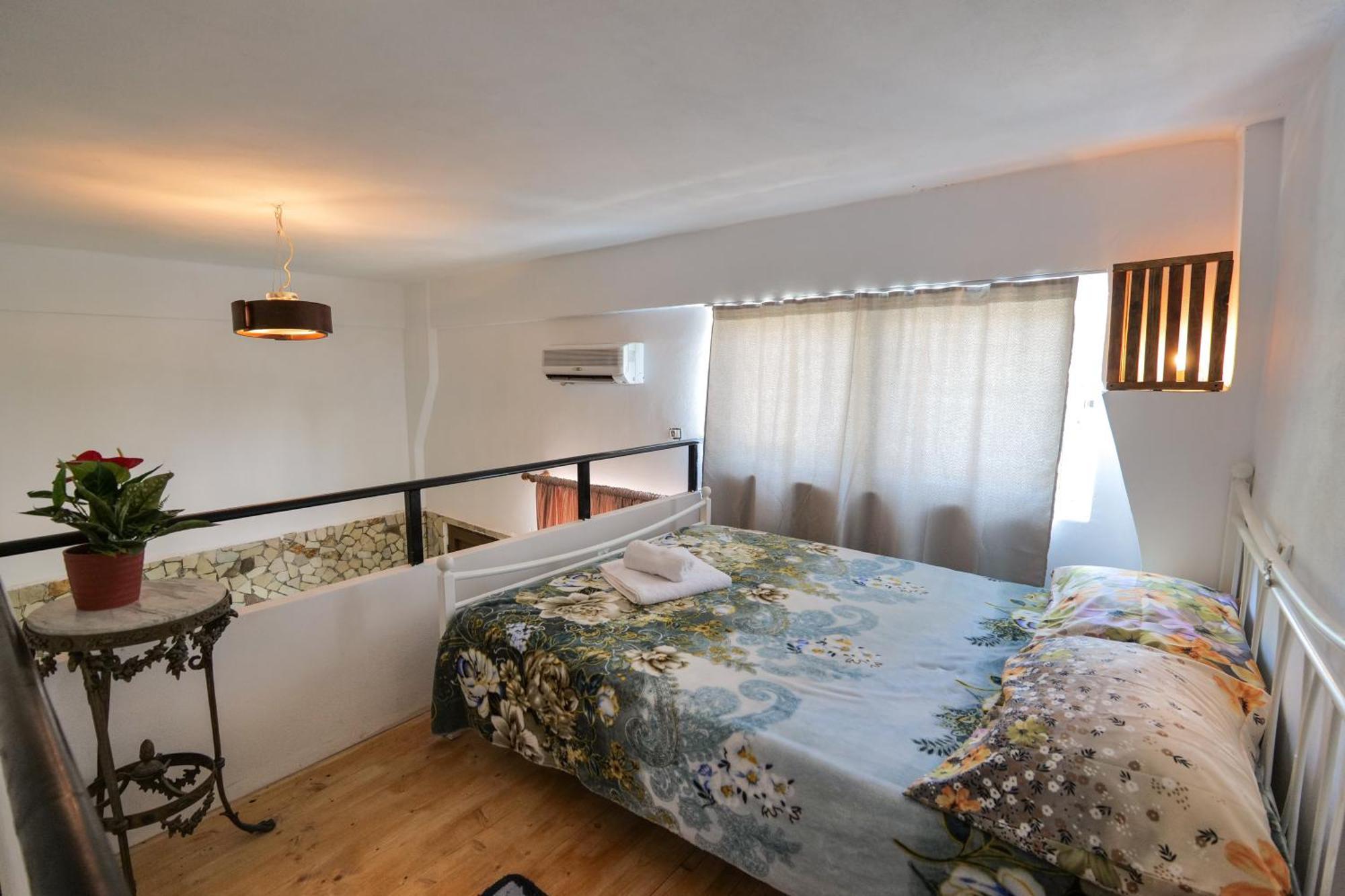 Garden Villa Lake Side & Glamping Ksamil Exterior photo