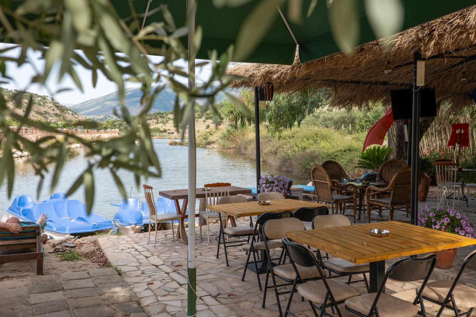 Garden Villa Lake Side & Glamping Ksamil Exterior photo