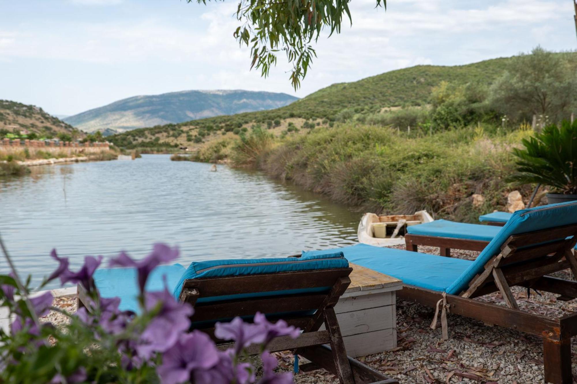 Garden Villa Lake Side & Glamping Ksamil Exterior photo